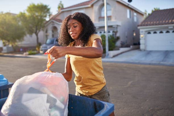 Best Commercial Cleanout Services  in North Middletown, NJ